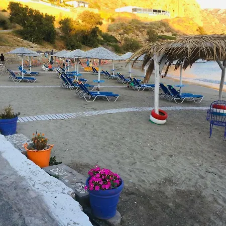 Seaside * Foiníkion